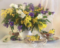 Без бренда «Натюрморт из мимоз и колокольчиков» в Орле