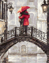 Влюбленная пара на мосту под красным зонтом